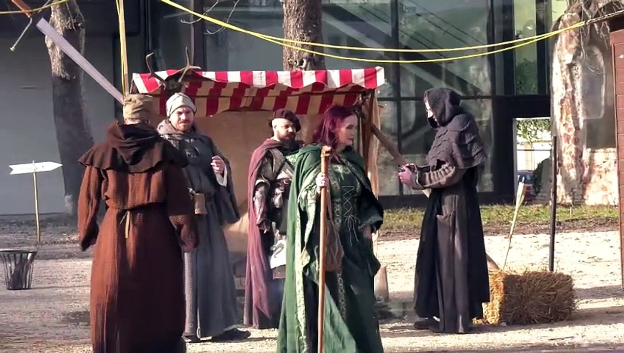Mittelalterliches Wintersonnwendfest im Burghof Groß-Enzersdorf