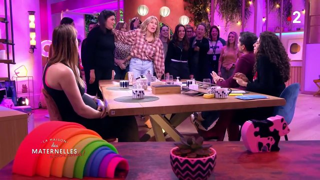 Je quitte une famille : Agathe Lecaron fond en larmes face aux adieux émouvants de Benjamin Muller à La maison des Maternelles