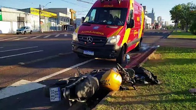 Batida entre Hornet e Fiesta mobiliza Siate na Avenida Tancredo Neves