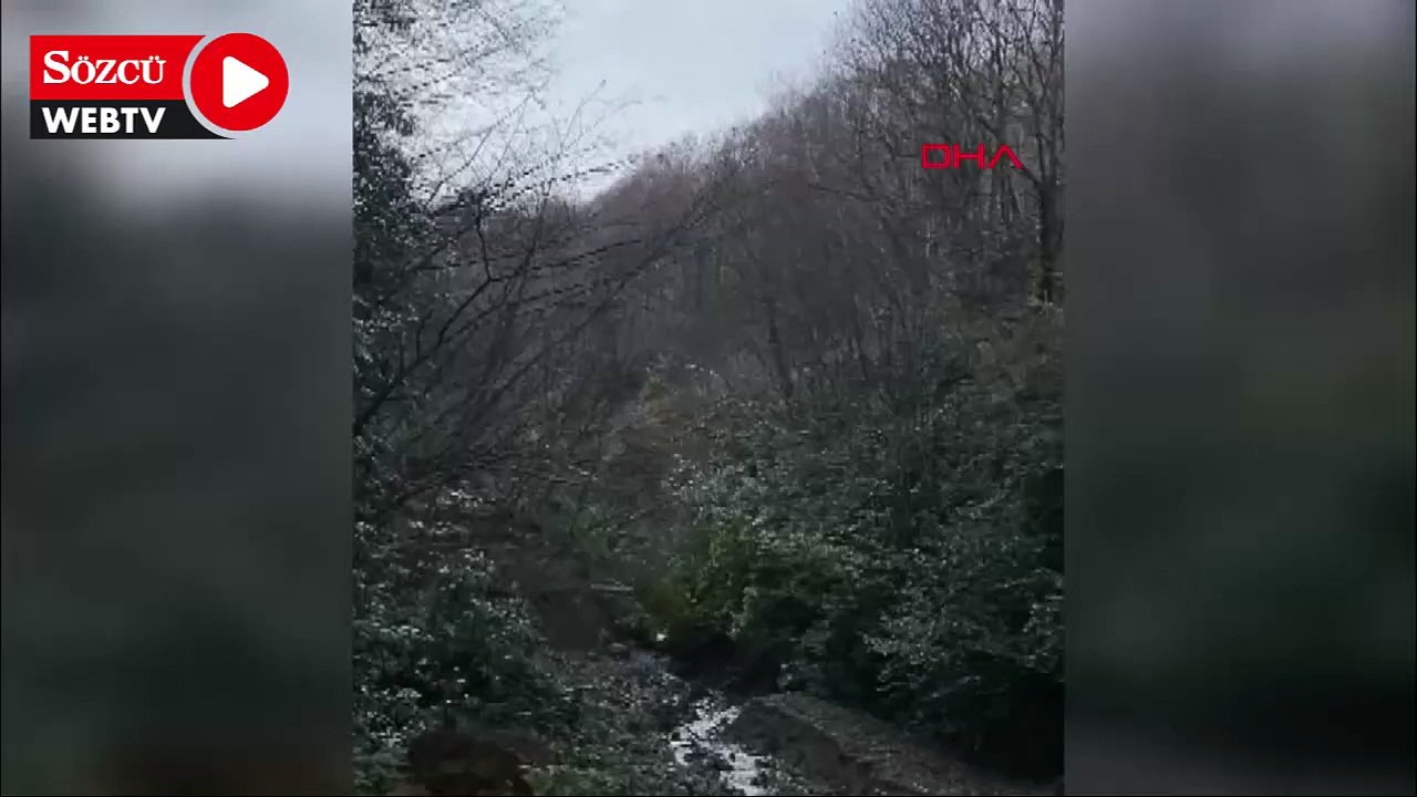 Görevliler, heyelanda toprak altında kalmaktan son anda kurtuldu