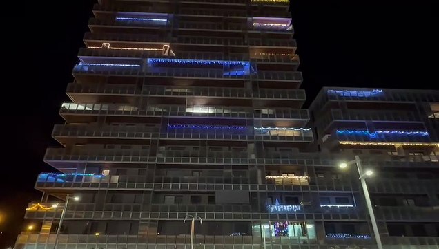 La comunidad de vecinos más iluminada de Burgos