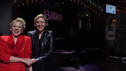 Greta Gerwig Stuns Fans with Surprise Cameo During Billie Eilish’s SNL Performance 🎬