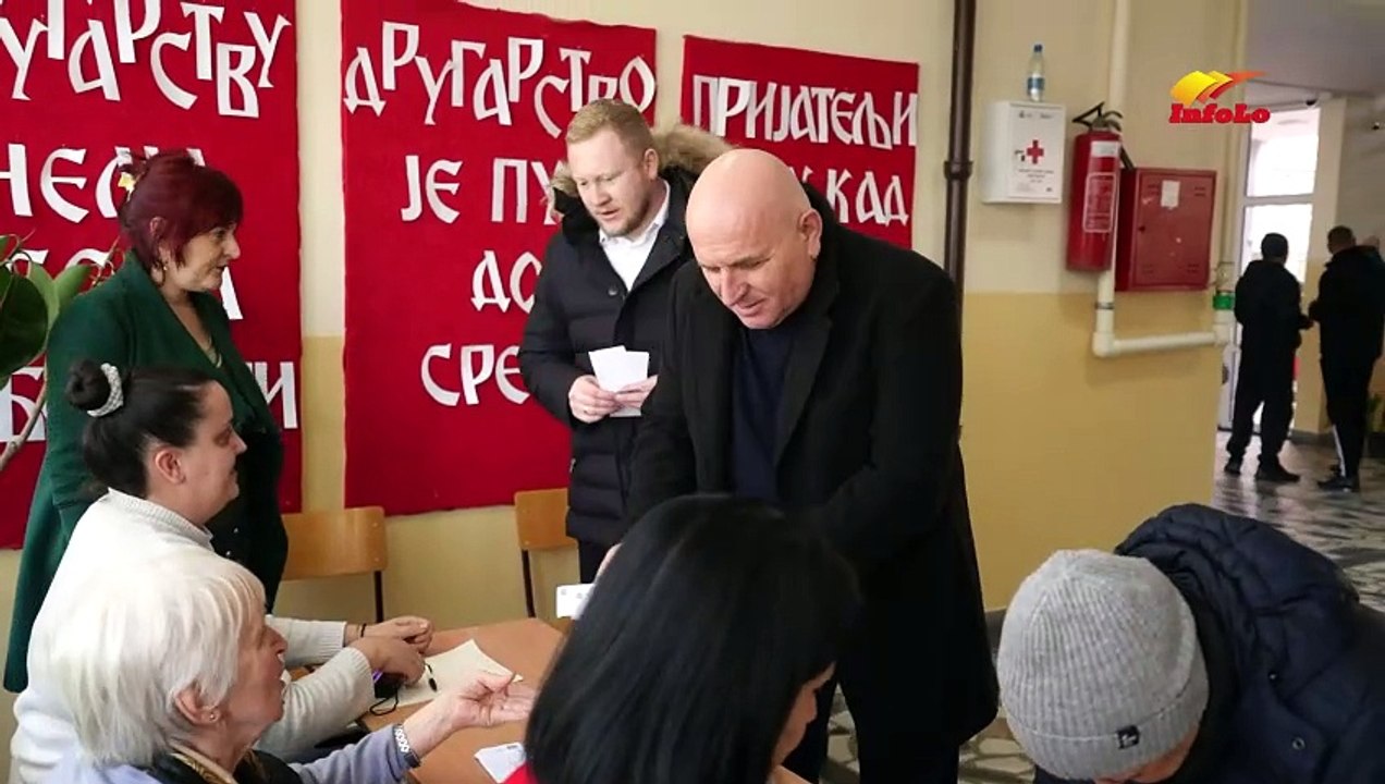 OTVORENA BIRALIŠTA, SRBIJA GLASA Građani biraju poslanike u dve skupštine