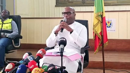 Barthélémy Dias crache sur les 55 millions de Macky  et affiche sa déception