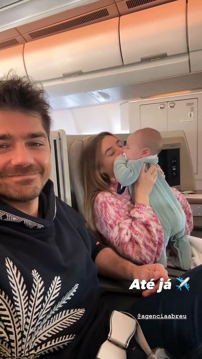 Lourenço Ortigão e Kelly Bailey com o filho Vic...