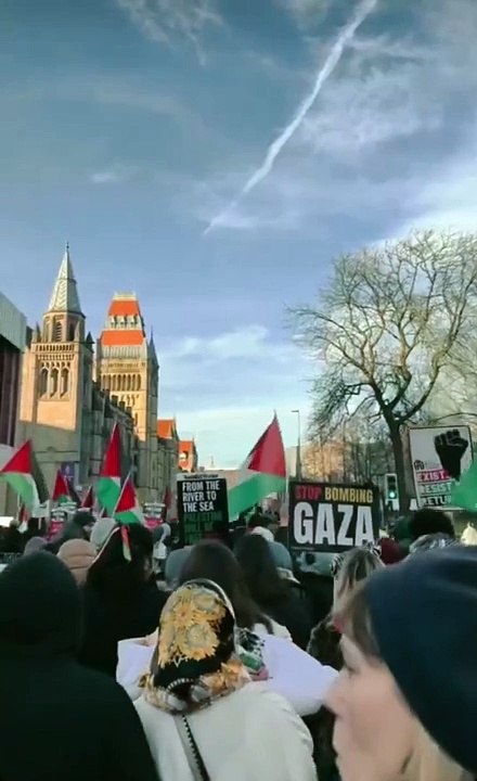 Thousands in Manchester take part in protest against British government's stance on Gaza war