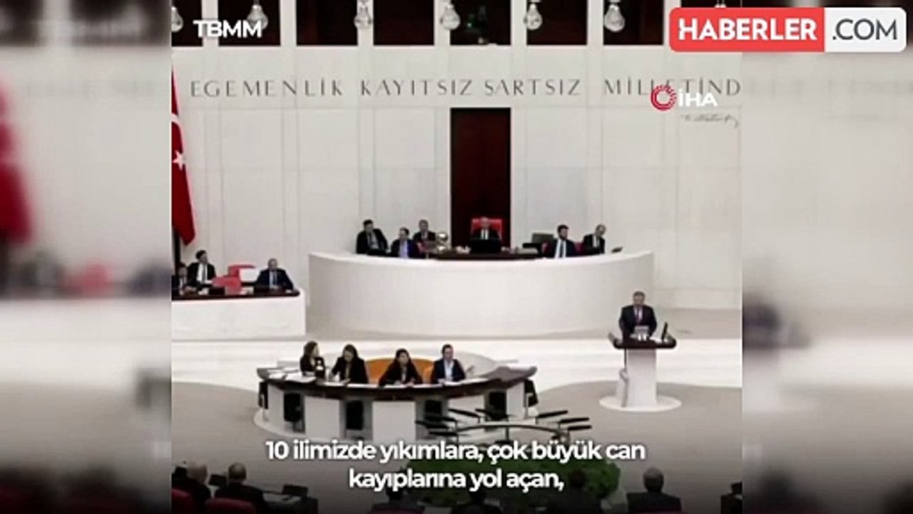 Sağlık Bakanı Fahrettin Koca: Depremlerde her ihtiyaca yetişemedim, vatandaşlardan helallik istiyorum