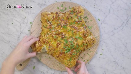 Cheesy Garlic Christmas Bread I Recipes