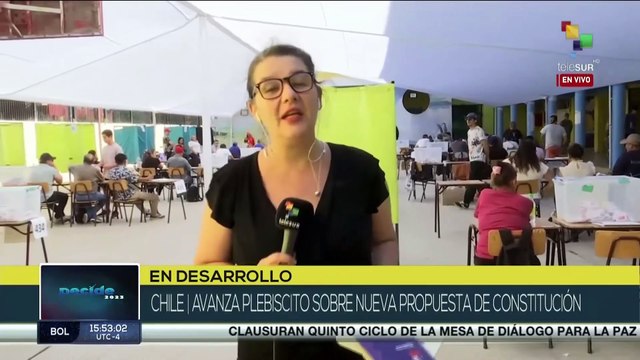 Chilenos votan por referendo para decidir si tendrán nueva constitución