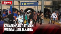 Ratusan Warga dari Luar Jakarta Berdatangan ke Stasiun Pasar Senen pada Libur Sekolah