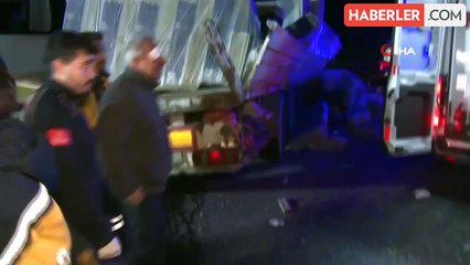 Eyüpsultan'da yolcu otobüsü ile tır çarpıştı: 1 ölü, 31 yaralı