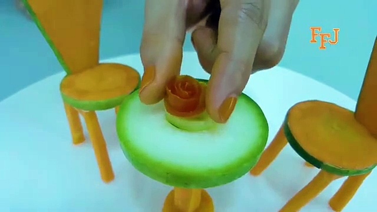 ARTS ON FRUITS