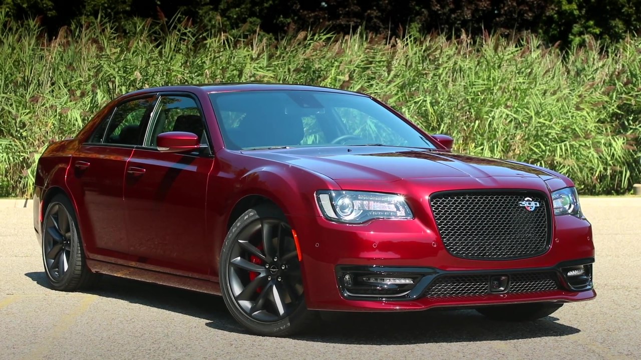 2023 Chrysler 300C Design Preview