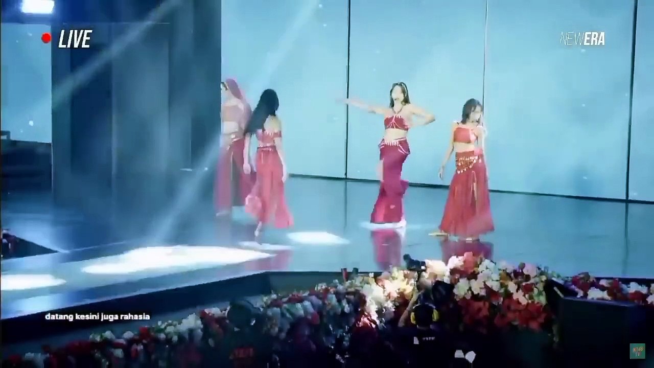 Benang Sari, Putik, dan Kupu - Kupu Malam JKT48 12th Anniversary Concert _ #JKT48flowe12ful