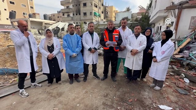 Kemal Advan Hastanesi'nin sağlık personelinin basın açıklaması sırasında İsrail askerleri ateş açtı