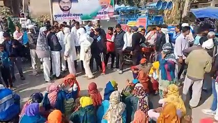पुलिस कार्यवाही नहीं होने से आक्रोश, लगाया जाम