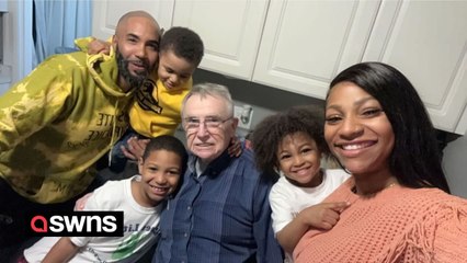 Family 'adopt' elderly neighbour as 'honorary grandpa' and now they spend every holiday together