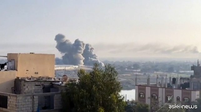 Nuovo raid a Khan Younis a sud della Striscia di Gaza