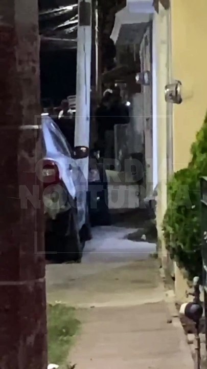 #Preliminar Al interior de la cochera de una vivienda ubicada en la colonia Colinas del Rey, en Zapopan; un hombre fue ejecutado a balazos #GuardiaNocturna