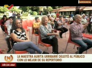 Aurita Urribarrí presentó concierto navideño "Bajo la Luna de Otilio" en La Casona Cultural