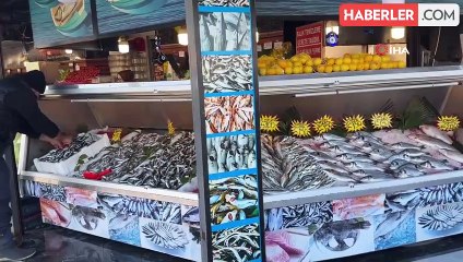 Fırtınanın ardından hamsi 110 liraya yükseldi