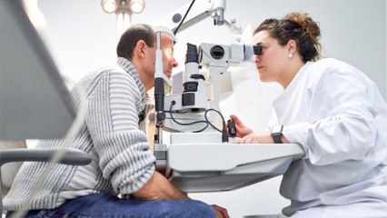 This man was shocked to discover he had a wood splinter in his eye for 15 years