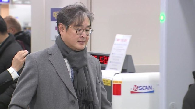 검찰, '유재수 감찰 무마' 백원우 2심도 징역 2년 구형 / YTN