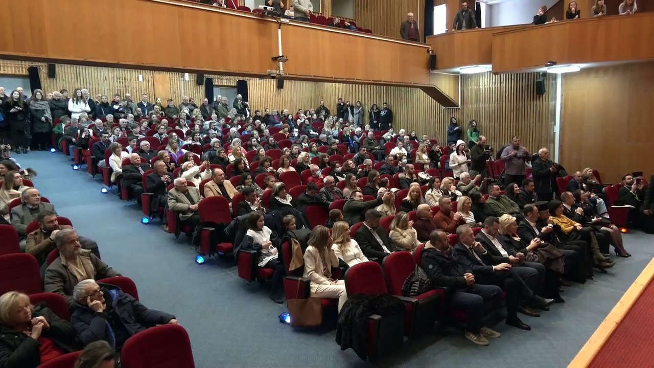 Ορκίστηκε ο νέος δήμαρχος και το δημοτικό συμβούλιο στο Καρπενήσι