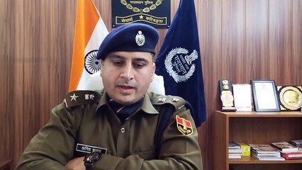 पुलिस के डर से कोर्ट में पिस्टल लेकर सरेंडर करने पहुंचा आरोपी