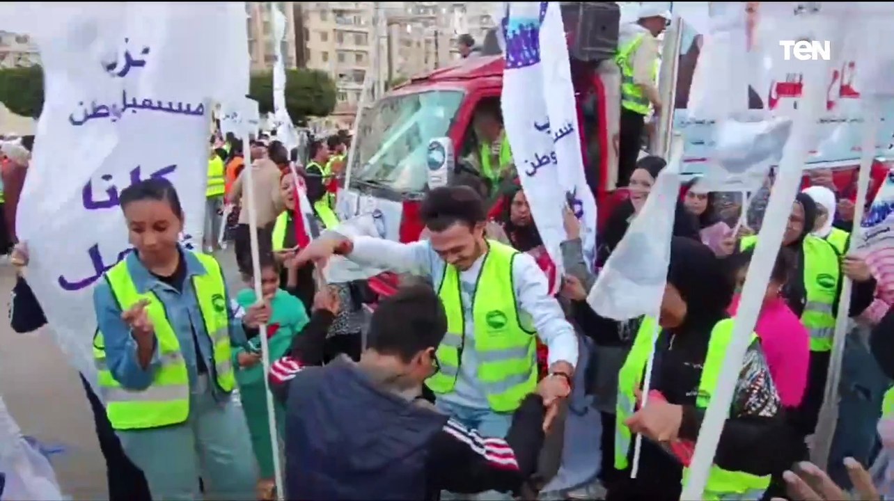 احتفالات  ذوي الهمم  بميدان سيدي جابر بالإسكندرية بمناسبة فوز الرئيس السيسي في الانتخابات