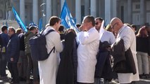 Sciopero medici, a Napoli sit-in davanti prefettura: 