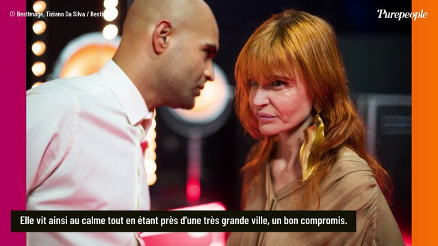 MAISON DE STARS Axelle Red : Sa ferme à 20 minutes d'une grande ville européenne avec ses trois filles et ses vaches