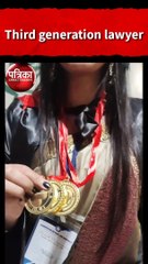 वीडियो देखें: पहले दादा-दादी, अब पोती बनी वकील