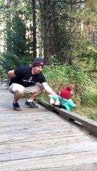 Quand papa a de très bons réflexes