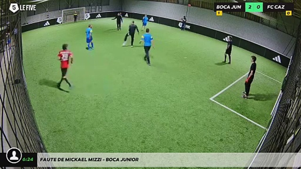 Faute de Mickael Mizzi - BOCA JUNIOR