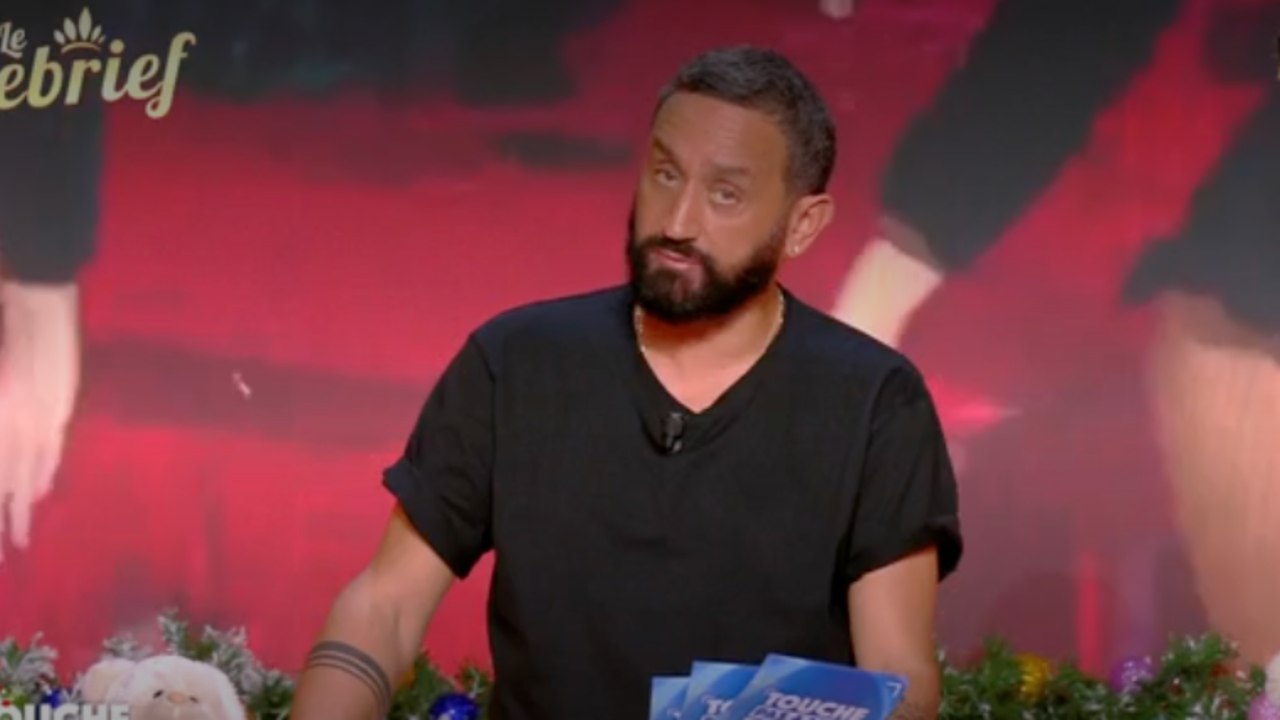 “Arrête de m’envoyer des conneries” : Cyril Hanouna reçoit un message de soeur en plein direct