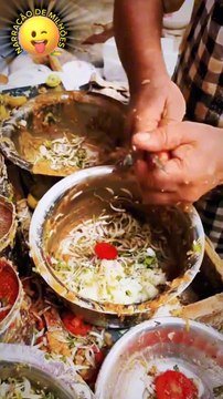 Risadas Picantes e Sabores Quentes: A Revolução Cômica nas Ruelas Gastronômicas da Índia!