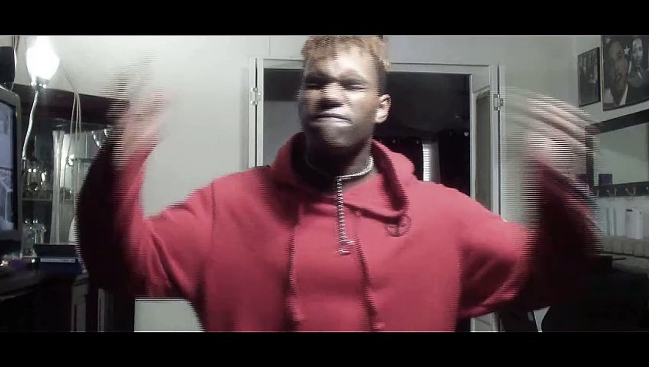 WHITE WOLF LOVES EATING ASS 10-16-21