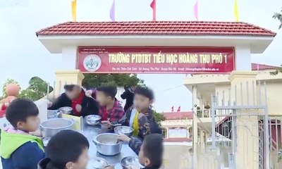 Chủ tịch huyện Bắc Hà (Lào Cai) thông tin vụ '11 học sinh ăn 2 gói mì tôm'