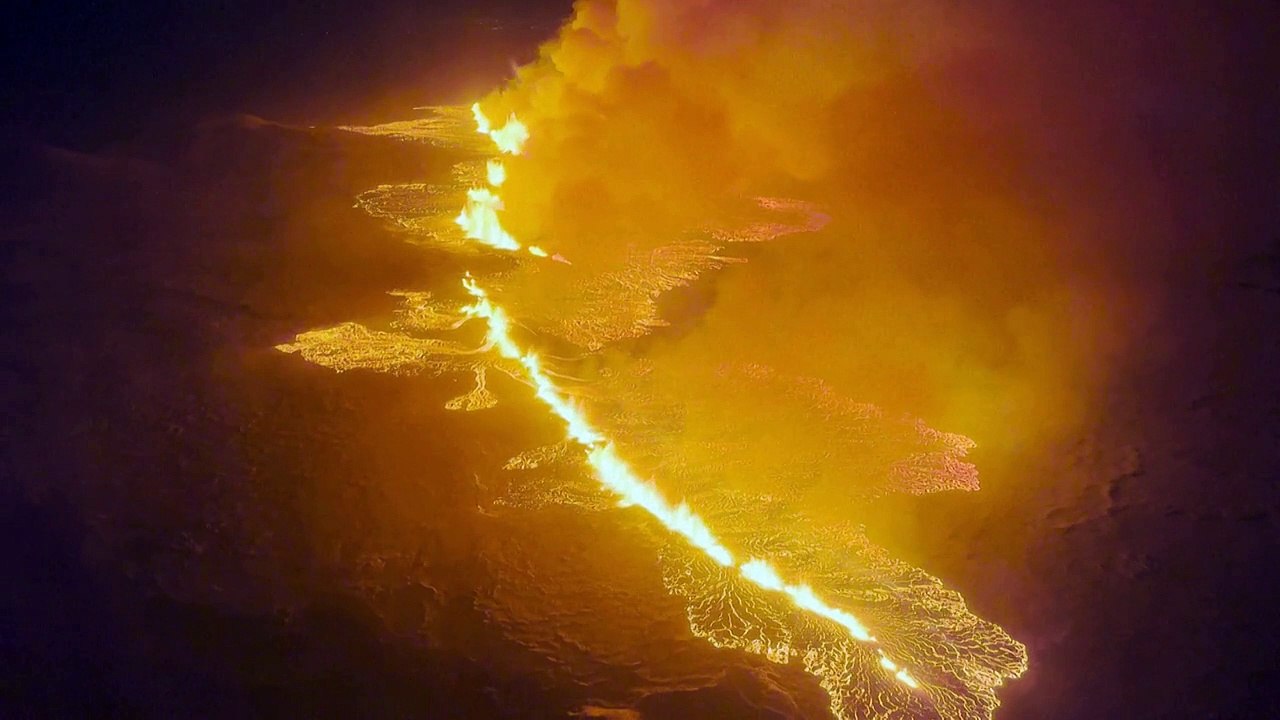 Vulkanausbruch in Island nach Erdbeben