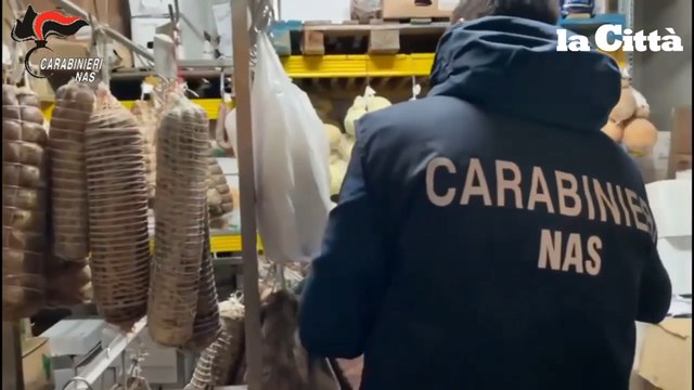 I Nas chiudono deposito con alimenti scaduti e privi di tracciabilità