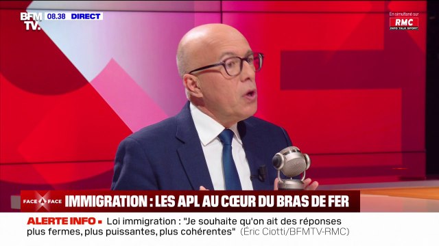 Loi immigration: Éric Ciotti souhaite un délai de 5 ans avant que les étrangers qui ne travaillent pas puissent toucher des prestations sociales