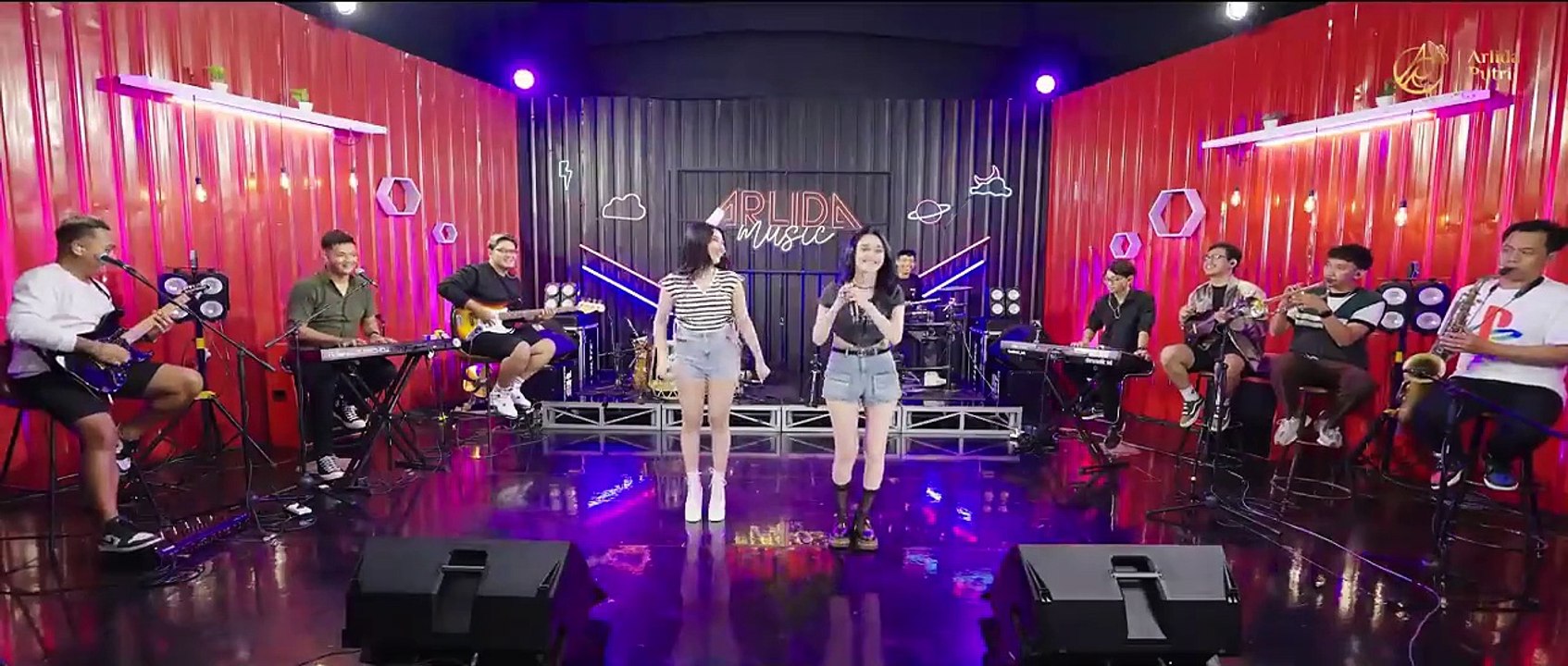 ARLIDA PUTRI FEAT. SHINTA GISUL - BOJO BIDUAN