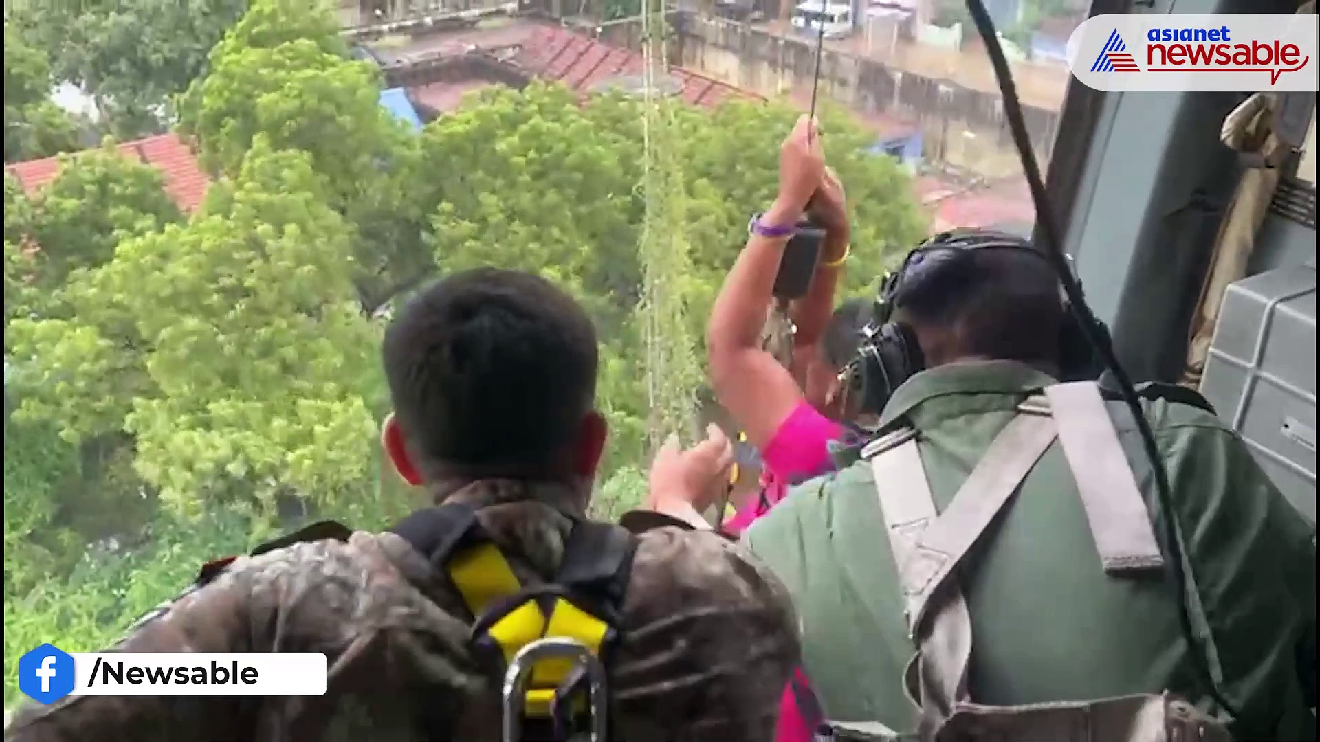 Tamil Nadu floods: IAF helicopters join relief ops (WATCH)