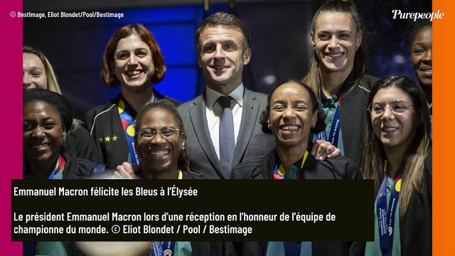 PHOTOS Emmanuel Macron reçoit les championnes du monde de handball à l'Élysée avec Brigitte et une grande star française
