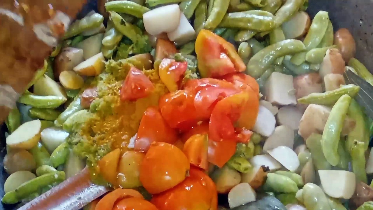 मसालेदार आलू सेम फली की चटपटी सब्जी | aloo sem ki sabji | tiffin recipes | sem ki sabji | sem aloo