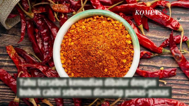 Awas, Ini Bahaya di Balik Tren Makan Tahu Pedas dan Panas Langsung dari Wajan | SINAU