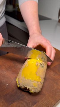 LE FOIE GRAS À LA TRUFFE le plus beau cadeau de noël #cadeau #noel #foiegras #foie #gras #duck #foiegrasmaison #recette #recipe #truffle #truffa #truffe #bestrecipe #recipes #cuisine #chef #fete #diy