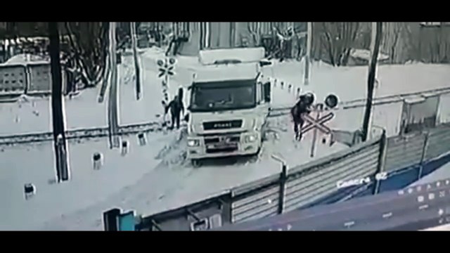 Ils sont sorti du camion juste à temps