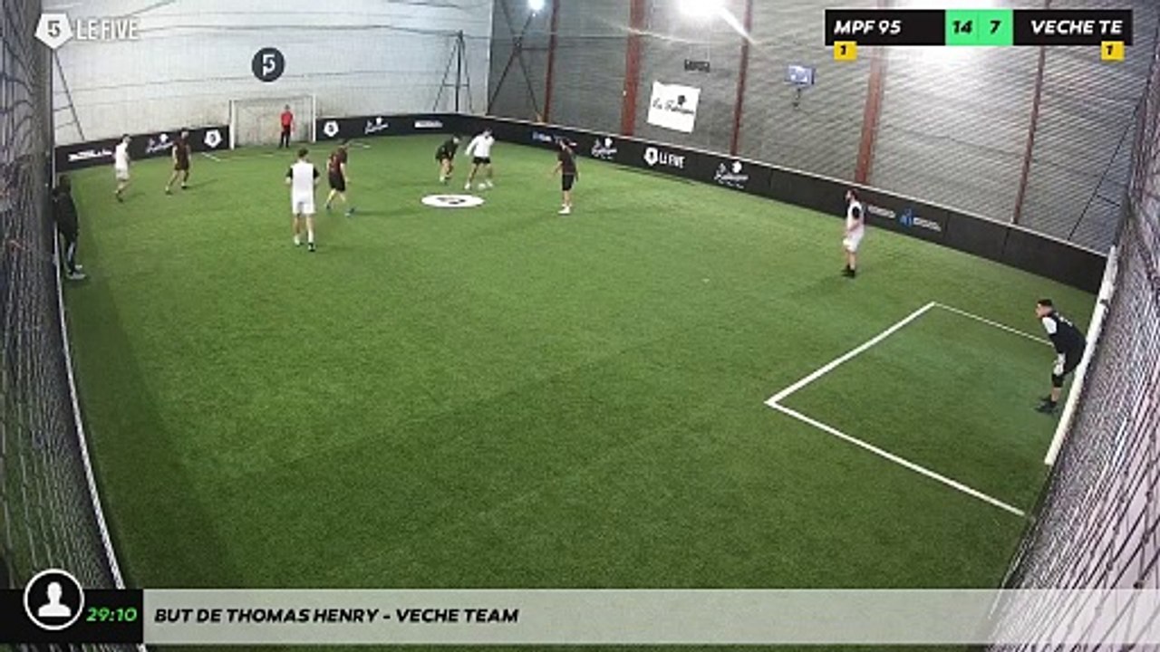 But de Thomas Henry - VECHE TEAM
